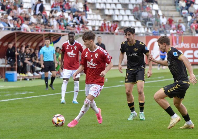 El Real Murcia recupera a un Svidersky con ritmo gracias a la 'vitamina FIFA'